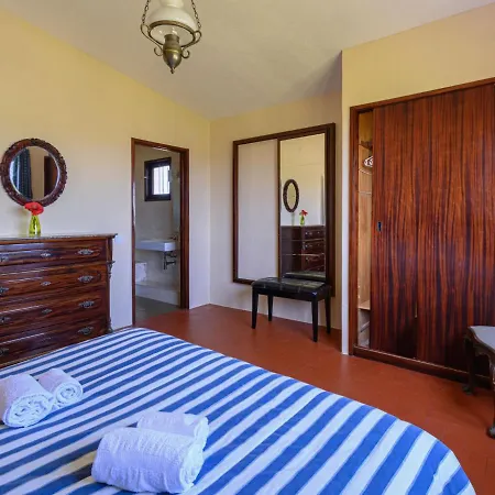 Casa de Férias De - Crr100 By Interhome *