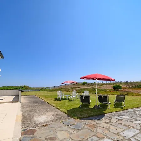 De By Interhome * Carreco