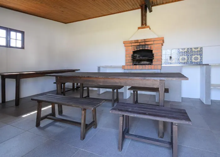 De By Interhome Carreco